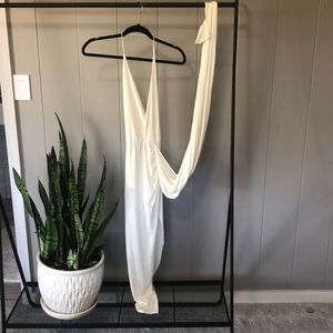 VERY SEXY A-LINE OPEN BACK WRAP HIGH SLIT HALTER D
